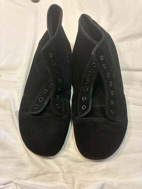 Ursus CHTG1 Black Suede Barefoot High Top Shoes